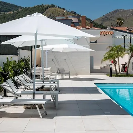 Carola Sicilia Con Piscina Privata E Vasca Idromassaggio A 5 Minuti Dal Mare Διαμέρισμα *
